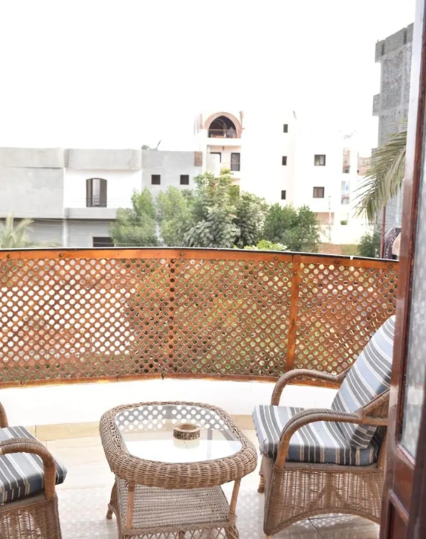 Villa Giulio Luxor Guest House Egypt